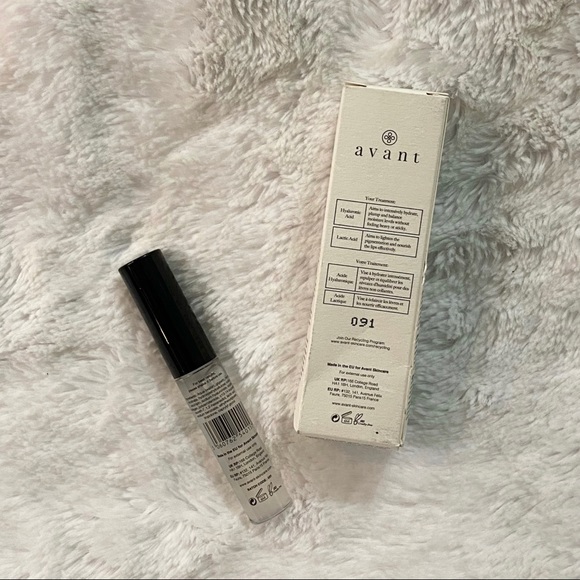 ❣️SOLD❣️ avant Hyaluronic Acid Replenishing Lip Serum - Picture 10 of 11